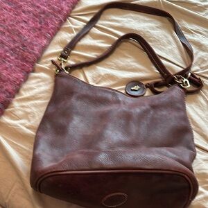 ROOTS genuine leather large crossbody adjustable strap bag